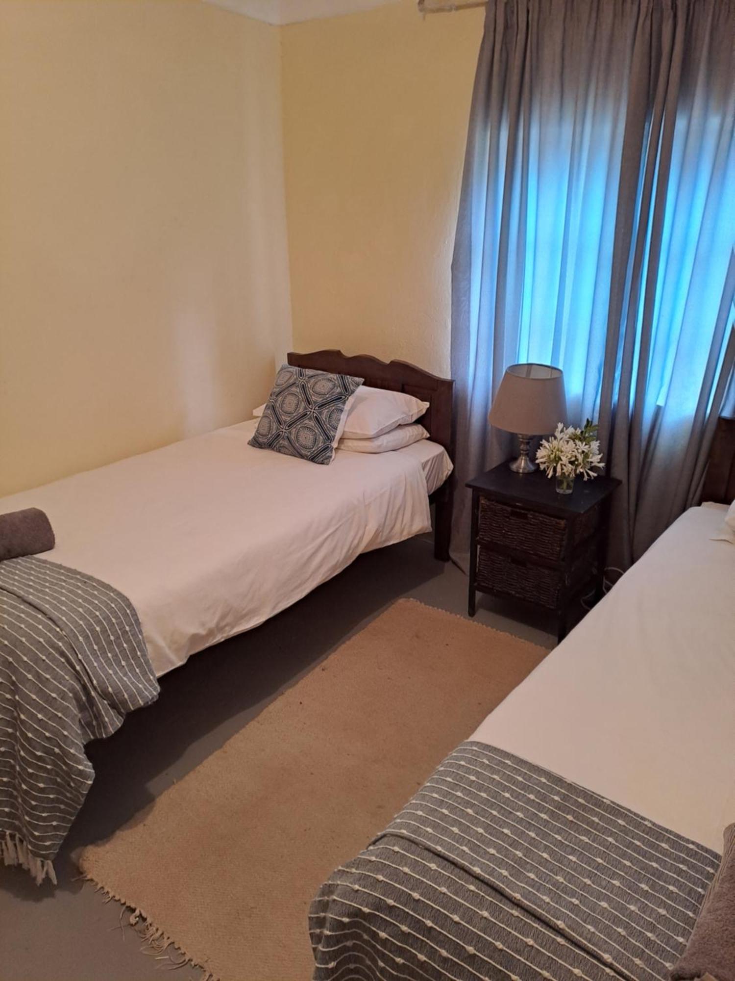 Appartement De Hoop Guest Farm à Beaufort West Extérieur photo
